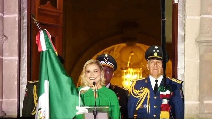 "Viva la dignidad, viva la vida, viva la verdad y viva la libertad": Maru Campos