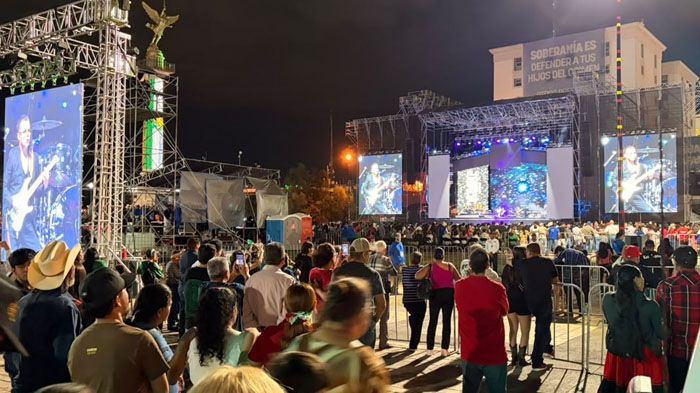 Se llena el centro de la ciudad de Chihuahua para celebrar el Grito